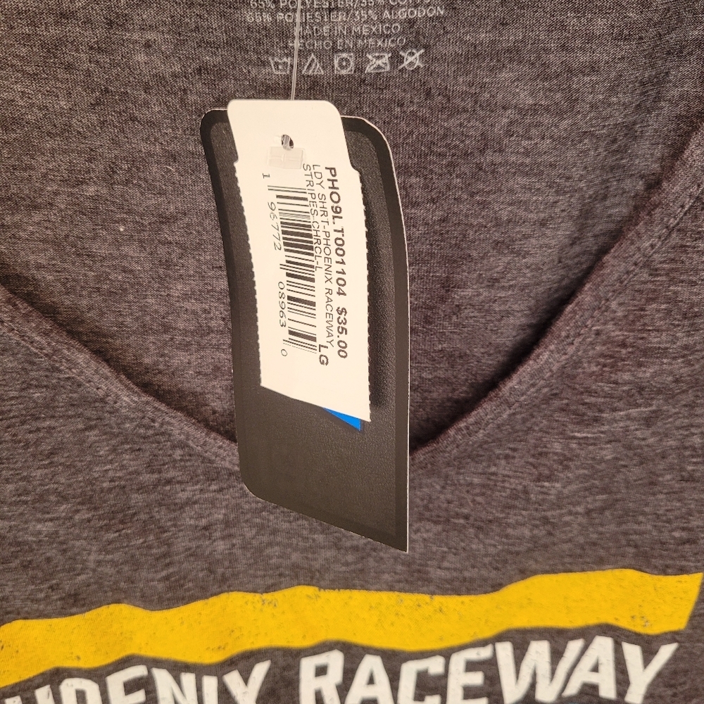 NWT Women's Phoenix Raceway V-neck Tee Size Large - Picture 4 of 5